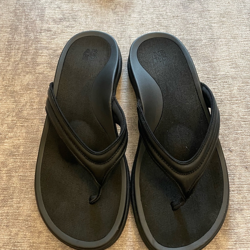 Abeo Laguna Thin Strap Black Arch Support Metatarsal Flip Flops Women’s 7.5
